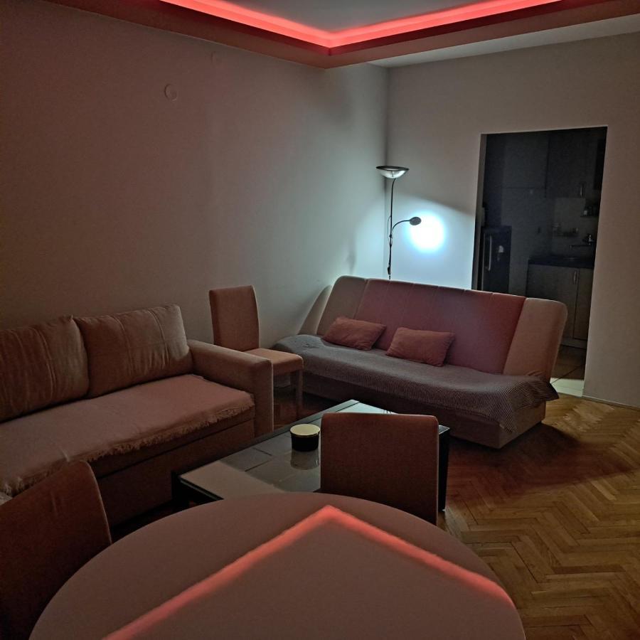 Maja Apartment Újvidék Kültér fotó